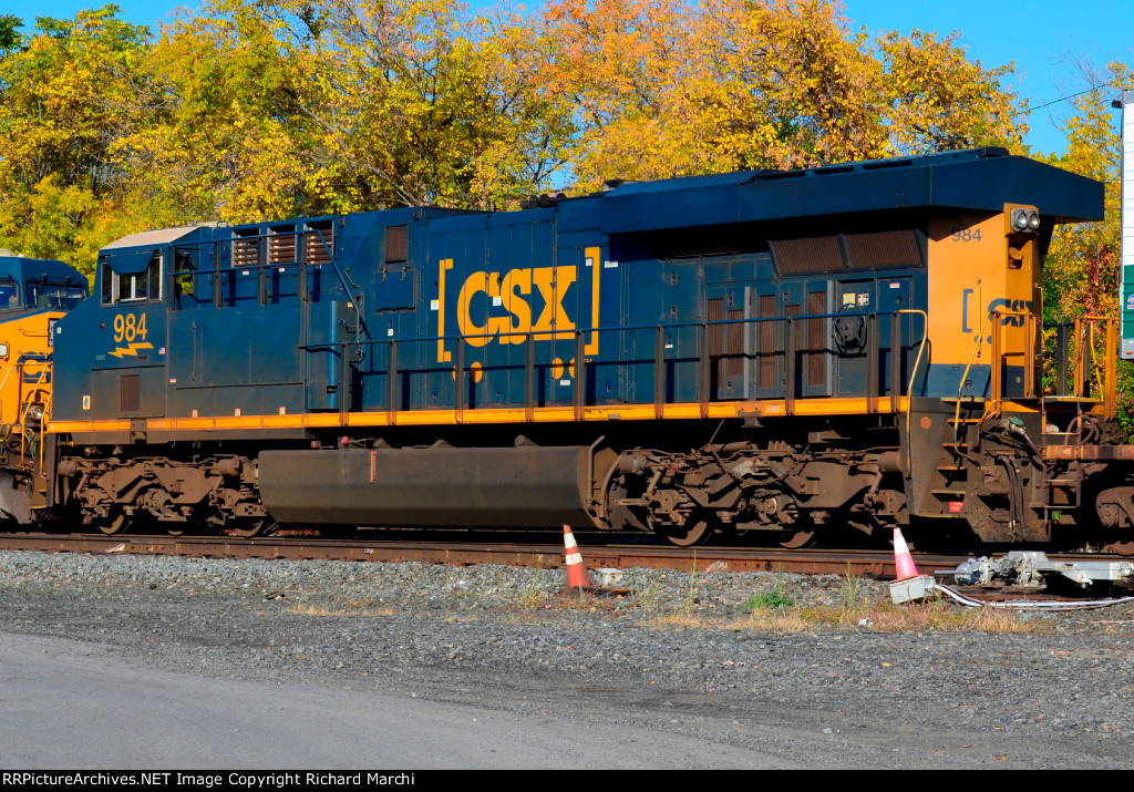 CSX 984